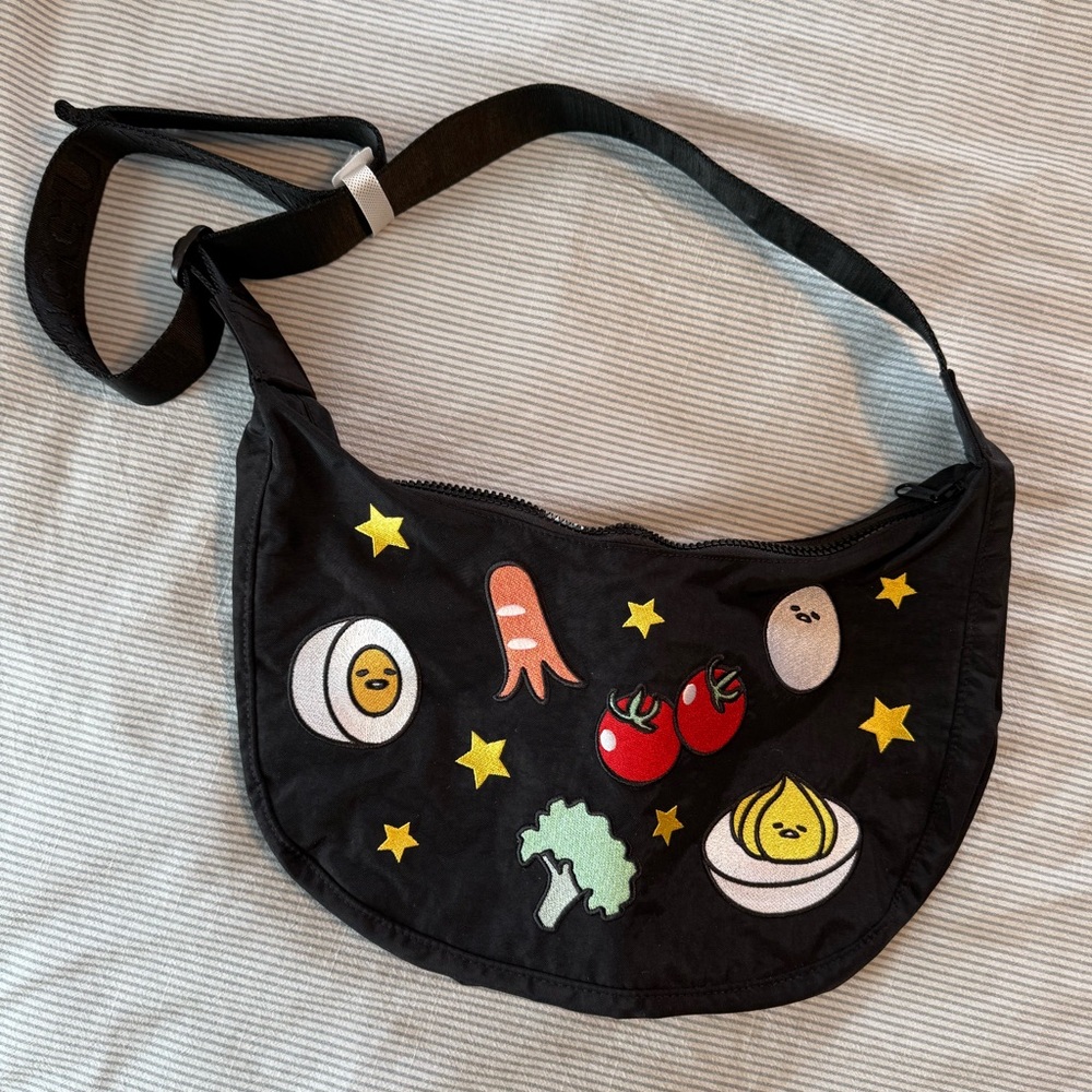 NWT Gudetama Medium Crescent Baggu Black